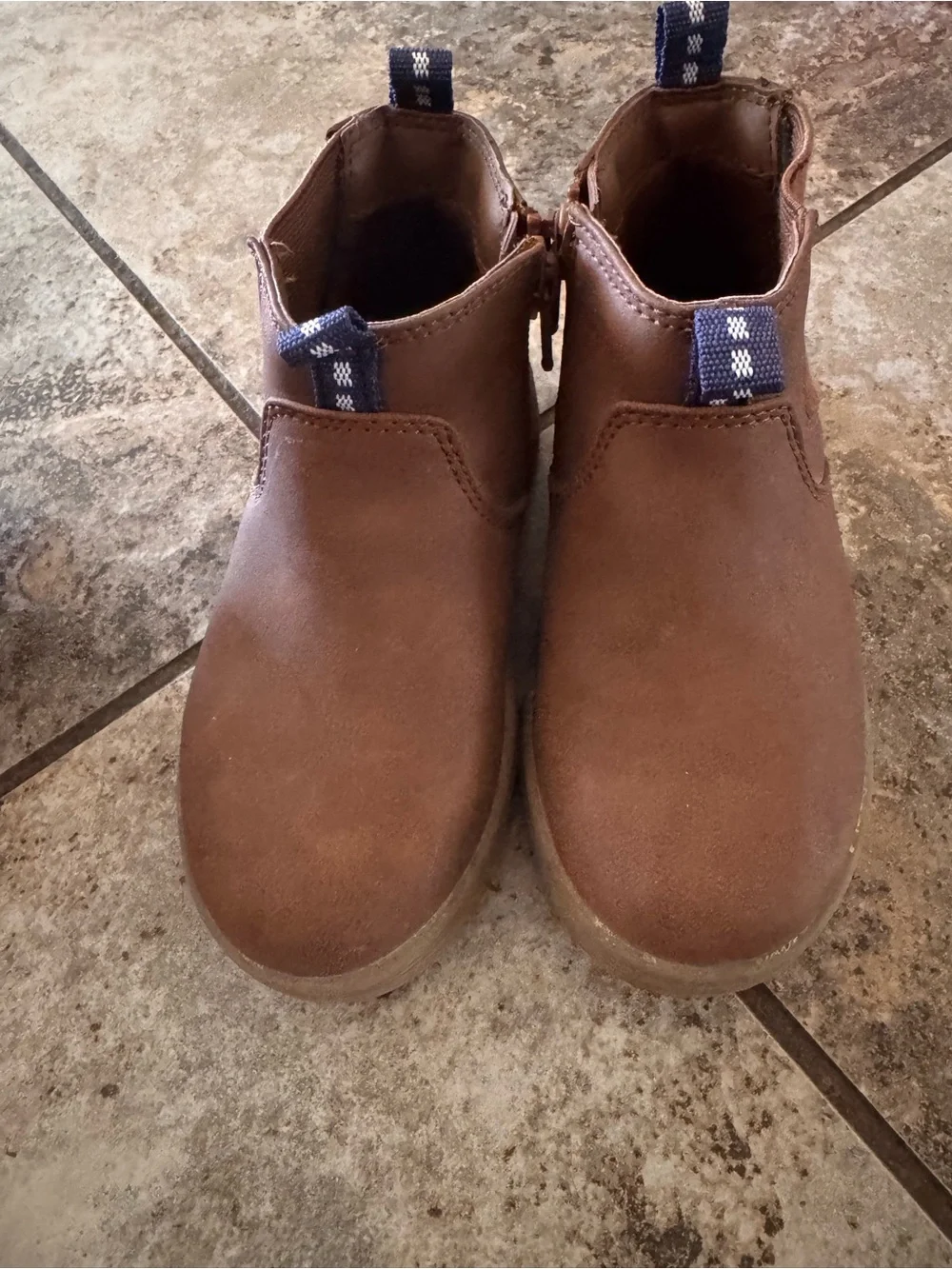 Bundle of (2) pairs of toddler size 10 Chelsea boots. Black & tan